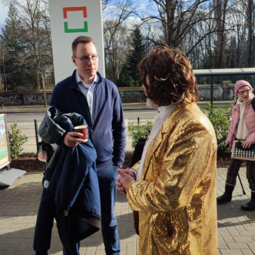 Besuch zum fünfjährigen Jubiläum der Seniorenresidenz in der Gustav-Adolf-Straße in Weißensee