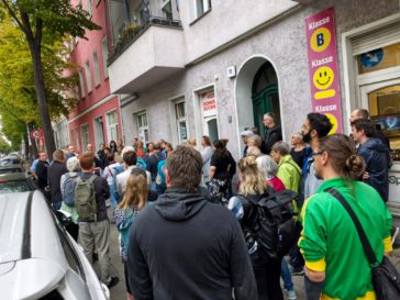 Kiezspaziergang True Crime “Feuertod und Doppelmord” im Rahmen des Weißenseer Kultursommers